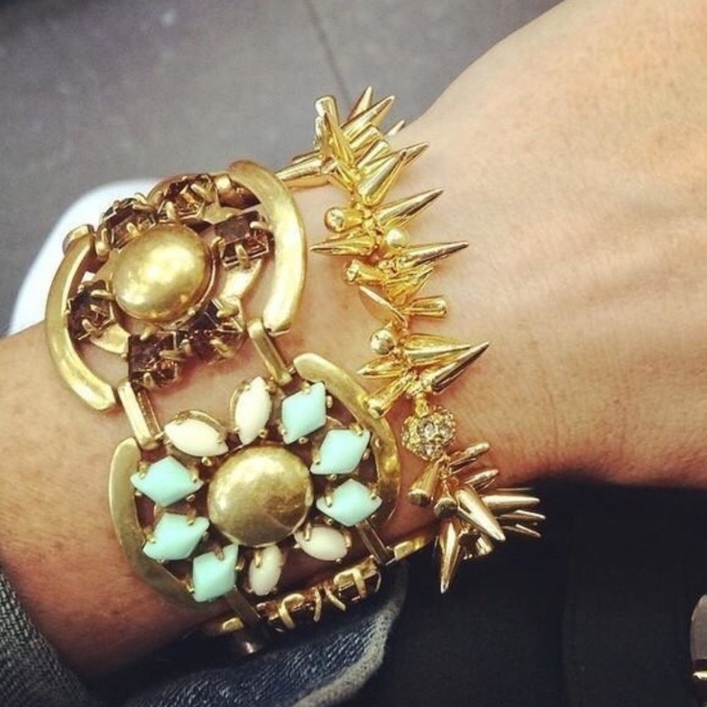 Stella & Dot | Retired Vintage Gold+Turquoise Becca Bracelet - Picture 9 of 9